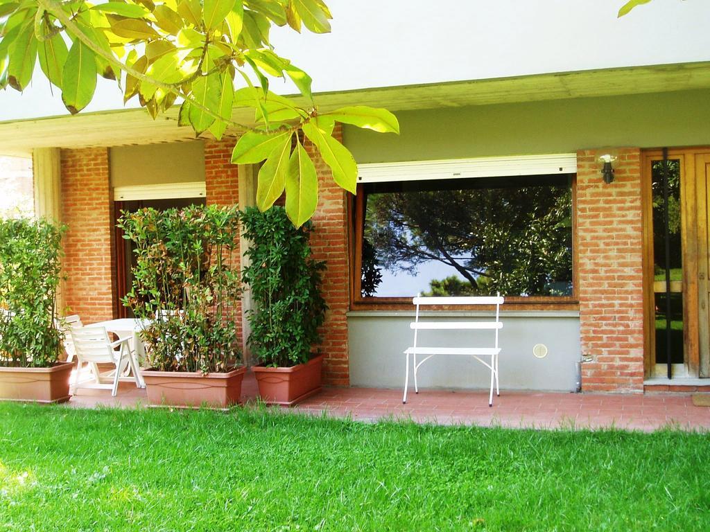 Il Geranio Vila Tirrenia Quarto foto